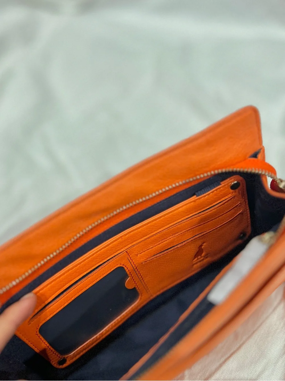 rare BEVEE Orange Pebbled Leather Convertible Clutch Crossbody‎ Wallet Chain Bag